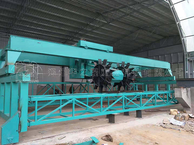 雞糞有機肥翻轉(zhuǎn)機結構及工作工藝